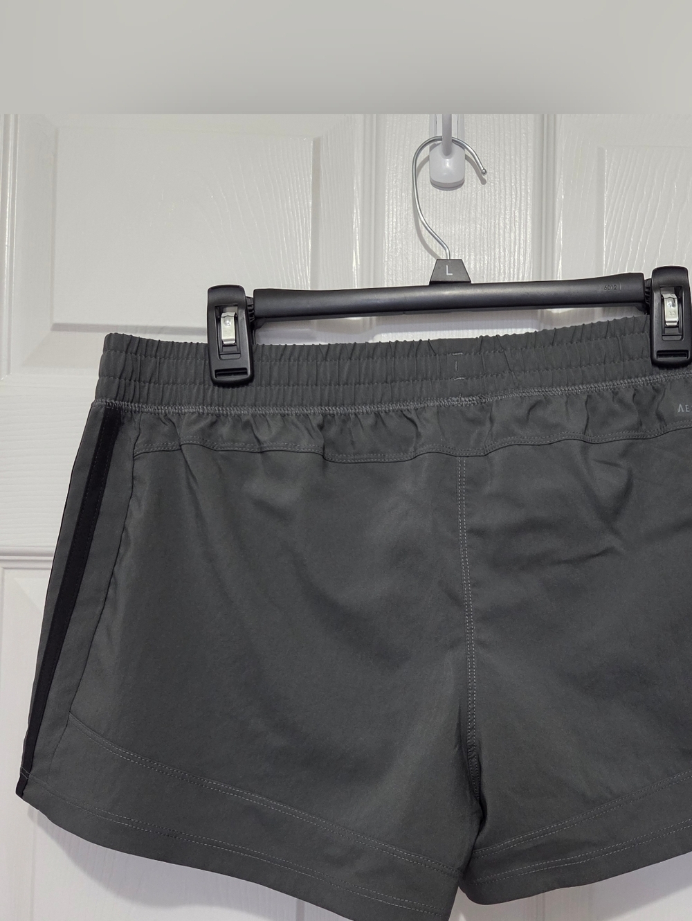 Adidas Aeroready Gray & Black Running Pacer Training Shorts Size Large Casual - Picture 8 of 14